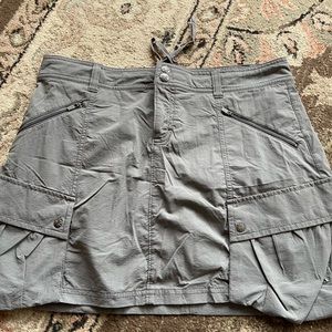 Athleta cargo skort